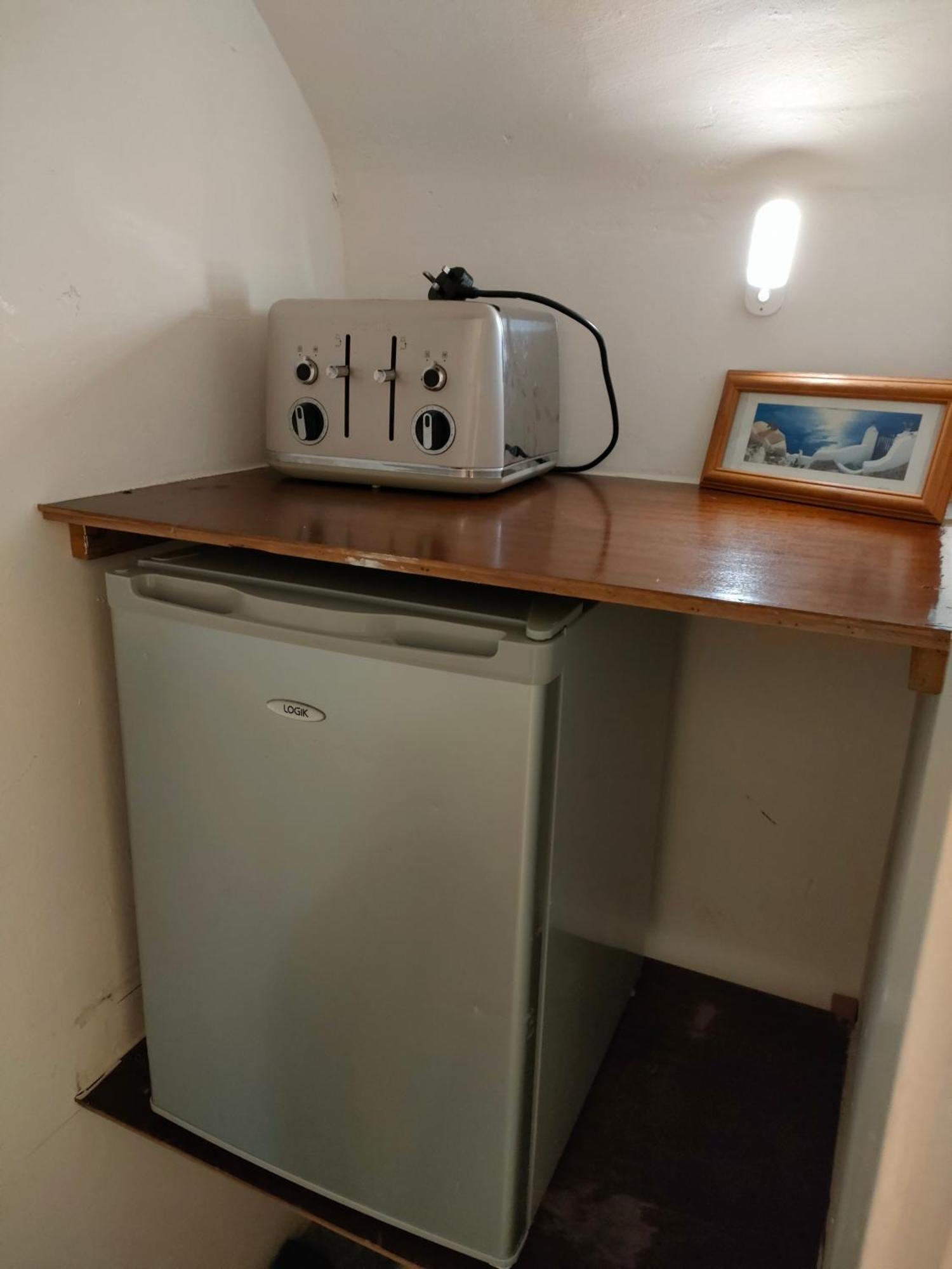 Guest Suite 50M From The Beach Bognor Regis Exteriör bild